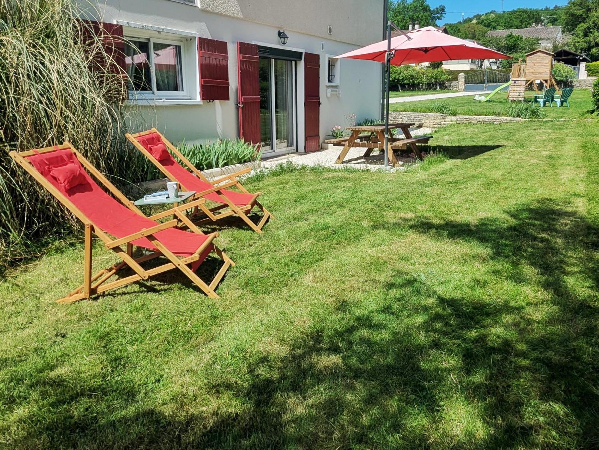 Au 10 Le Long Du Canal Fain-Les-Montbard Zewnętrze zdjęcie
